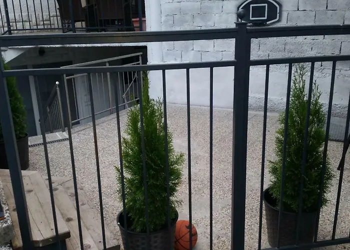 Apartma Trebusca شقة Dolenja Trebusa